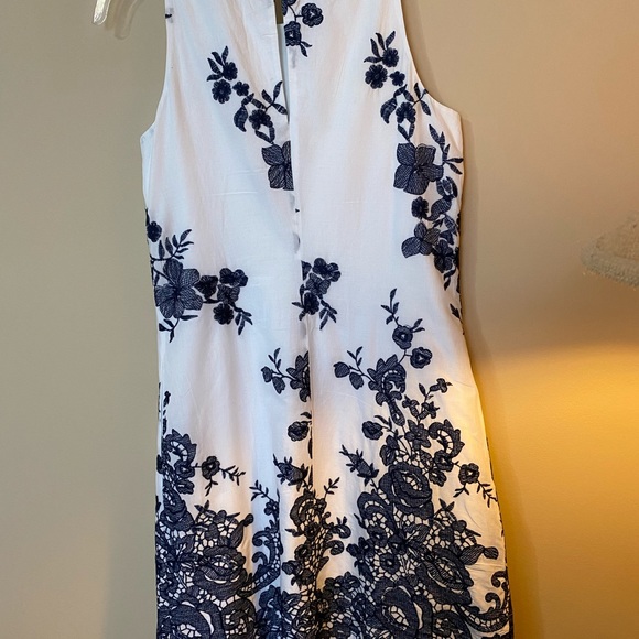 Embroidered Dress - Picture 3 of 6